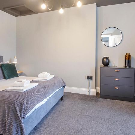 Bateman, Modern City Centre Apartment Sleeps 6 York Exterior photo