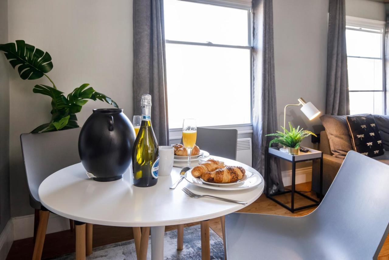 Bateman, Modern City Centre Apartment Sleeps 6 York Exterior photo